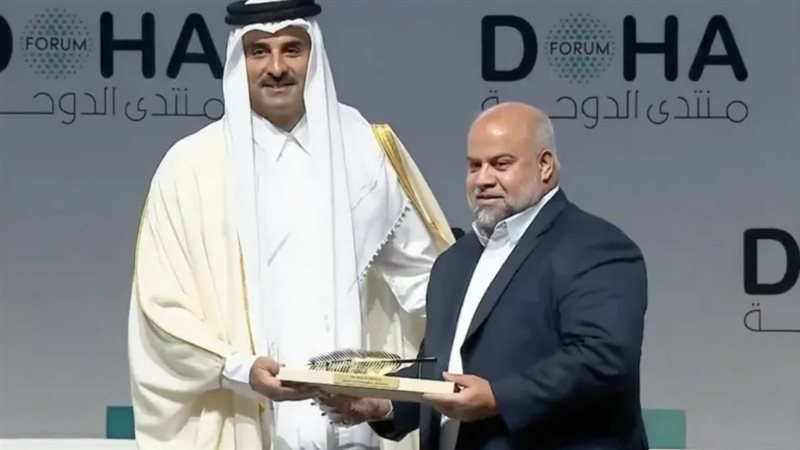 الدحدوح وأمير قطر،