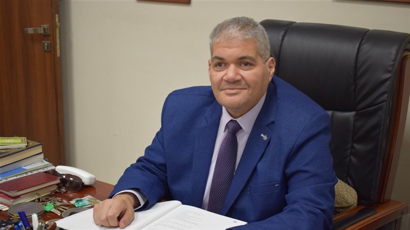 الدكتور صلاح عبية