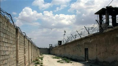 تطورات الوضع بسوريا، غارة إسرائيلية تستهدف منطقة عسكرية قرب سجن صيدنايا