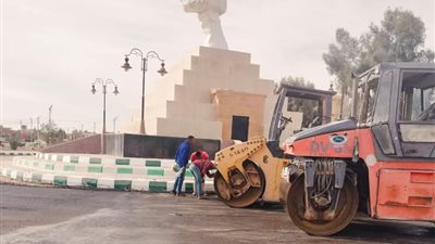 حياة كريمة، تنفيذ أعمال رصف الطرق بواحة الفرافرة في الوادي الجديد 