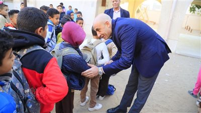 زيارة مفاجئة لوزير التعليم فى المنيا لمتابعة سير العملية التعليمية (صور)