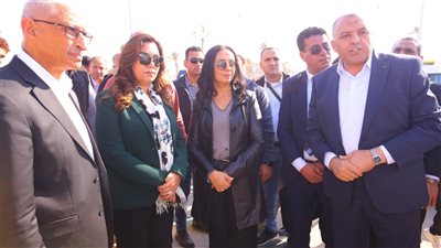 وزيرتا التضامن والتنمية المحلية تتفقدان قوافل السعادة للأطفال وحملة سكن ودفا بالعريش