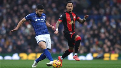 بورنموث يحقق فوزا صعبا على إيبسوتش في الدوري الإنجليزي