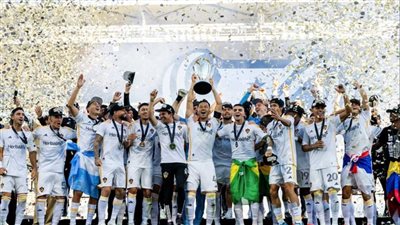 لوس أنجلوس جالاكسي يتوج بكأس الدوري الأمريكي للمرة السادسة في تاريخه 