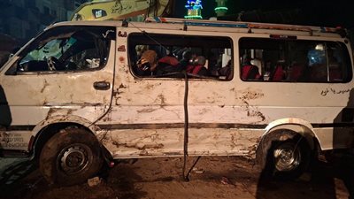 بالأسماء، 3 ناجين و5 سيدات مفقودات في حادث سقوط ميكروباص بترعة بأسيوط 
