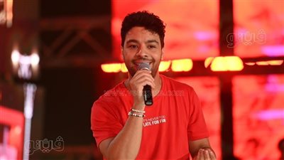 المطرب أحمد جمال يسهم في إنقاذ طفلين يحتاجان لزراعة قلب ويناشد الدكتور مجدي يعقوب لإنقاذهما (فيديو)