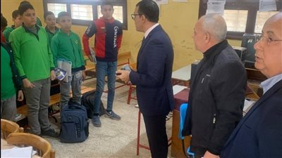 وكيل تعليم الدقهلية يتفقد انتظام الدراسة بإدارة ميت غمر 