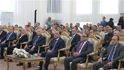 مدبولي يفتتح فعاليات الطرح الأول لمصانع كاملة التجهيزات للمستثمرين بمدينة الروبيكي