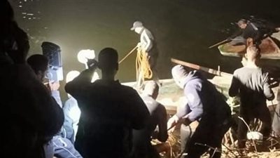 إنقاذ مصاب وانتشال 4 جثث من ضحايا سقوط ميكروباص بترعة الإبراهيمية بأسيوط 