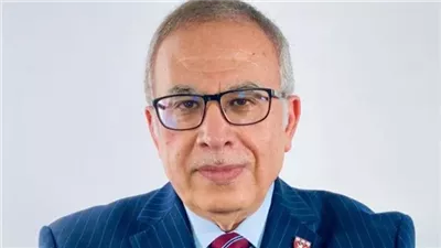 د. أسامة حمدي الأستاذ بجامعة هارفارد: أوروبا أمامها عشرات السنين لتحل محل أمريكا فى المجال الطبي.. والفارق بين الاثنين ما زال شاسعًا (حوار)