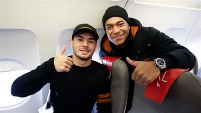 بعثة ريال مدريد تتوجه إلى إيطاليا لمواجهة أتلانتا بدوري الأبطال (صور) 