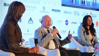 نجيب ساويرس يوجه نصيحة للراغبين في الاستثمار (فيديو وصور)