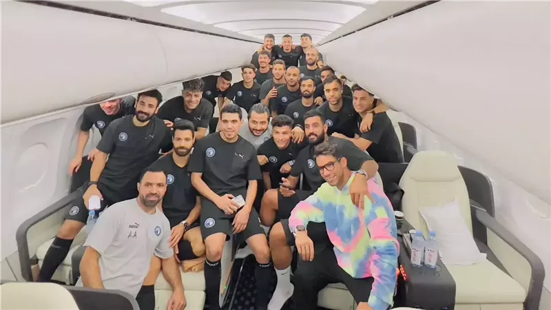 بيراميدز، فيتو
