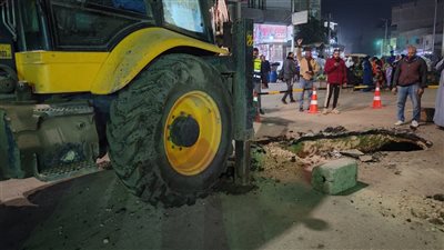 تحويلات مرورية لتنظيم حركة سير المركبات بعد هبوط أراضي في كرداسة