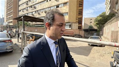 وصول أحمد مرتضى منصور دفاع المخرج عمر زهران لمحكمة الجيزة (صور)