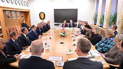 نشاط رئاسي حافل بالنرويج.. السيسي يلتقي ملك ورئيسي الوزراء والبرلمان.. يبحث تعزيز العلاقات الاقتصادية والتجارية والاستثمارية.. ويدعو رؤساء الشركات النرويجية للاستثمار في مصر