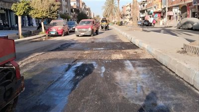 الموافقة على إدراج عدد من المناطق بخطة تطوير الطرق في الإسماعيلية (صور)