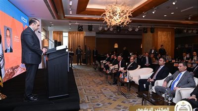 وزير الشئون النيابية: الحكومة ملتزمة بتعزيز المنافسة العادلة وتحسين مناخ الاستثمار 