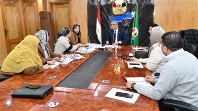 محافظ الفيوم يتابع تطوير اسواق المدينة