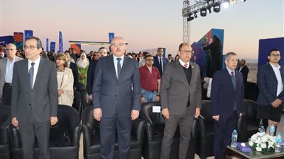 رئيس جامعة حلوان يشهد الحفل الختامي للمرحلة الأولى لمبادرة 