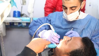رئيس جامعة القاهرة: 1400 مواطن استفادوا من خدمات قافلة الحوامدية للعلاج المجاني 