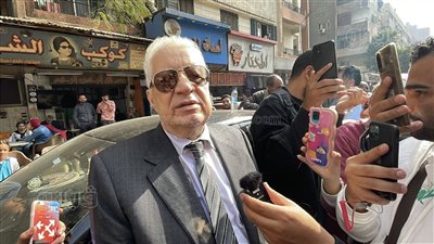 مرتضى منصور عن شائعات تدهور صحته: 