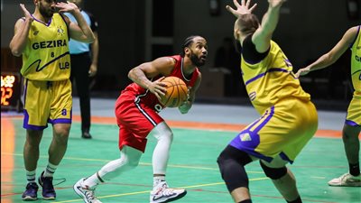 رجال سلة الأهلي يفوز على الجزيرة في دوري المرتبط 