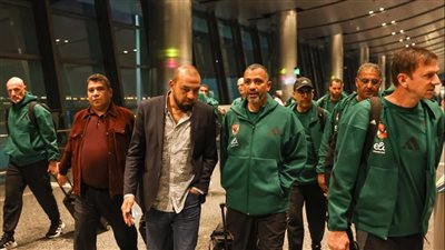 بعثة الأهلي تصل فندق الإقامة في الدوحة (فيديو)