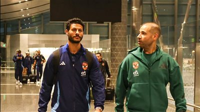 وفد السفارة المصرية في قطر يستقبل بعثة الأهلي ‏ 