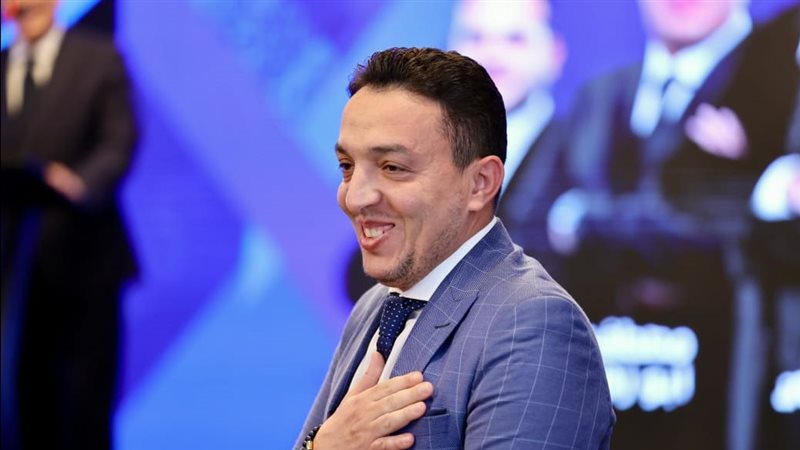 مصطفى أبو زهرة عضو