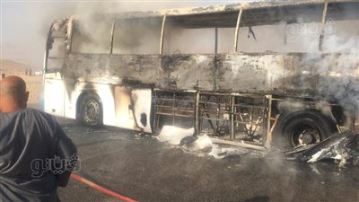 تفحم أتوبيس بصحراوي الأقصر ونجاة 46 سودانيًّا (صور)