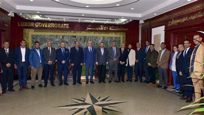 محافظ الأقصر يستقبل رئيس قطاع الحسابات بوزارة المالية لهذا السبب