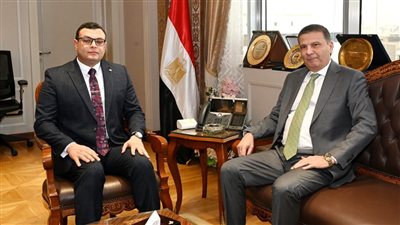 وزيرا الإسكان والزراعة يبحثان تعزيز التعاون المشترك