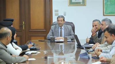 محافظ دمياط يناقش مع مستشار وزير النقل الموقف التنفيذى لمشروعات