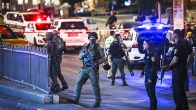 إعلام عبري: العثور على قنبلة موقوتة ملفوفة بعلم إسرائيل جنوب تل أبيب