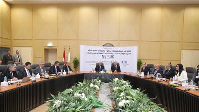 وزير النقل يشهد توقيع عقد تمويل مشترك لصالح الوطنية لصناعات السكك الحديدية