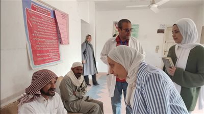 وكيلة الصحة بالإسماعيلية تؤكد استمرار مراقبة العمل بالوحدات الصحية (صور) 