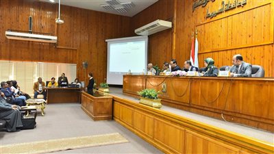 تنفيذي أسيوط: إطلاق مبادرة لإحياء منتجات خان الخليلي وصناعة التلي