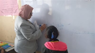 توجيهات هامة من مديرية تعليم 6 أكتوبر لرفع مستوى الطلاب (صور)