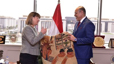 جبران يستعرض جهود تطوير منظومة التدريب ومواجهة الهجرة غير الشرعية