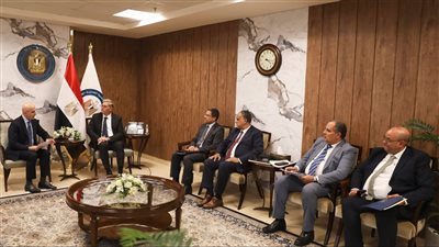 وزير البترول يبحث مع ميدتيرا الكندية خطط أعمالها بمصر العام المقبل