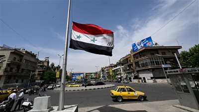 الوفد الأمريكي بسوريا يناقش مع الشرع رفع هيئة تحرير الشام من قوائم الإرهاب