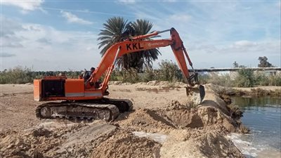 استمرار أعمال إزالة المزارع السمكية المخالفة في الإسماعيلية (صور)