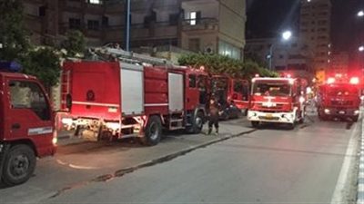 إخماد حريق مخلفات بجوار سلم مشاة في المعصرة