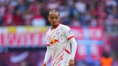 نجم منتخب هولندا يشعل الصراع بين تشيلسي وآرسنال