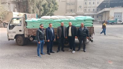 ضبط سيارة نقل بحوزتها 7 أطنان دقيق مدعم قبل بيعها بالسوق السوداء بالجيزة 