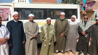 قافلة وعظ الوادي الجديد تجوب واحة باريس لمعالجة قضاياهم الحياتية 