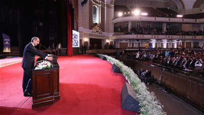 وزير الاتصالات يشهد حفل تخريج المتدربين بمبادرة أجيال مصر الرقمية