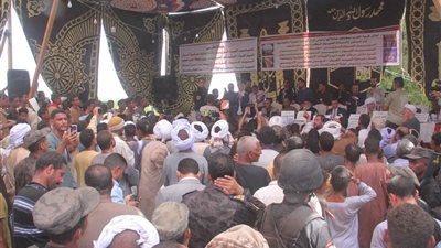 جلسة صلح تقضي على خلاف ثأري بين عائلتين في قنا (فيديو) 