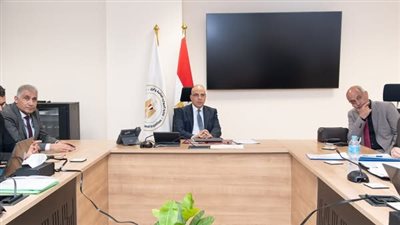 الري: تخفيض مناسيب المياه فى بركة واحة سيوة 